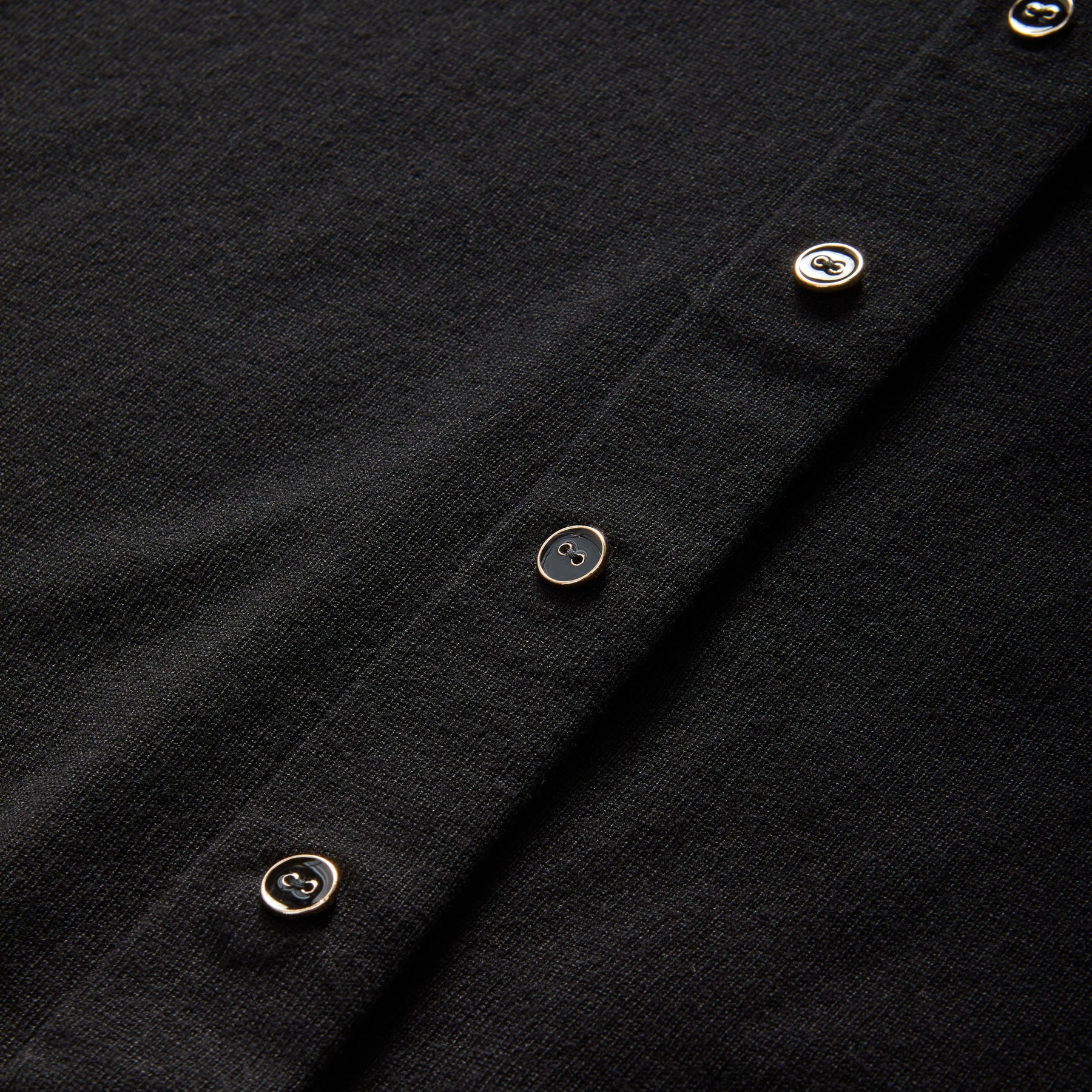 Women's Adaptive Magnetic Front Knit Cardigan Sweater In Black