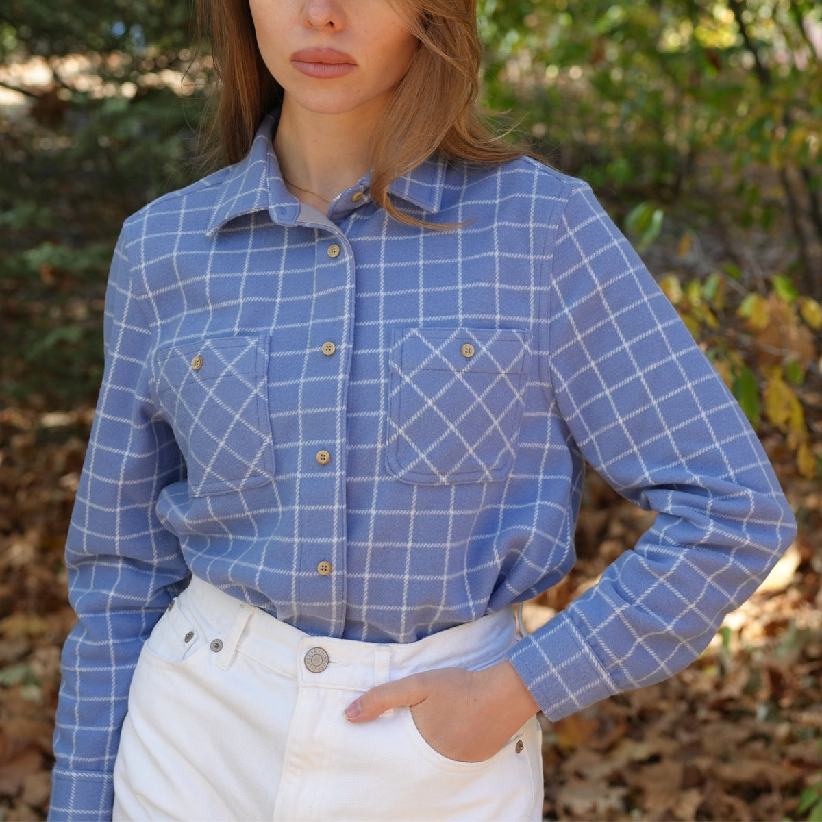 Women's Magnetic Button Front Curved Hem Blue and White Window Flannel Shirt